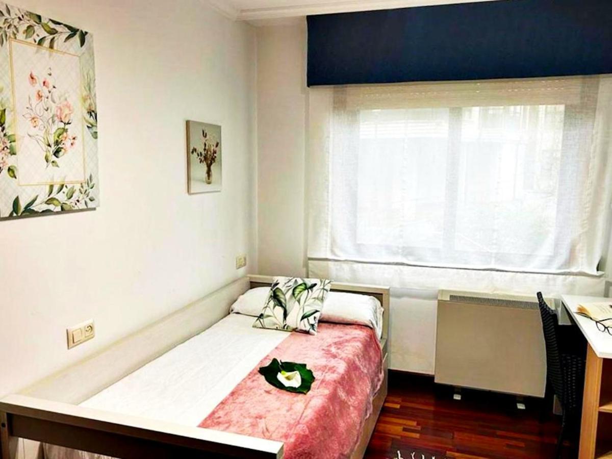 Holibai, Amiguinos, Amplia Vivienda Con Parking Al Lado De La Playa Apartamento Baiona Exterior foto